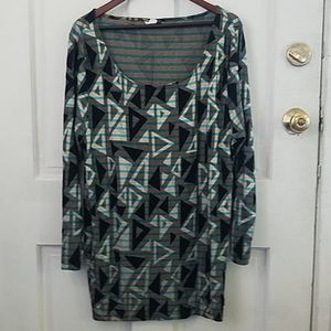 Metallic geometric silver black long sleeve dress